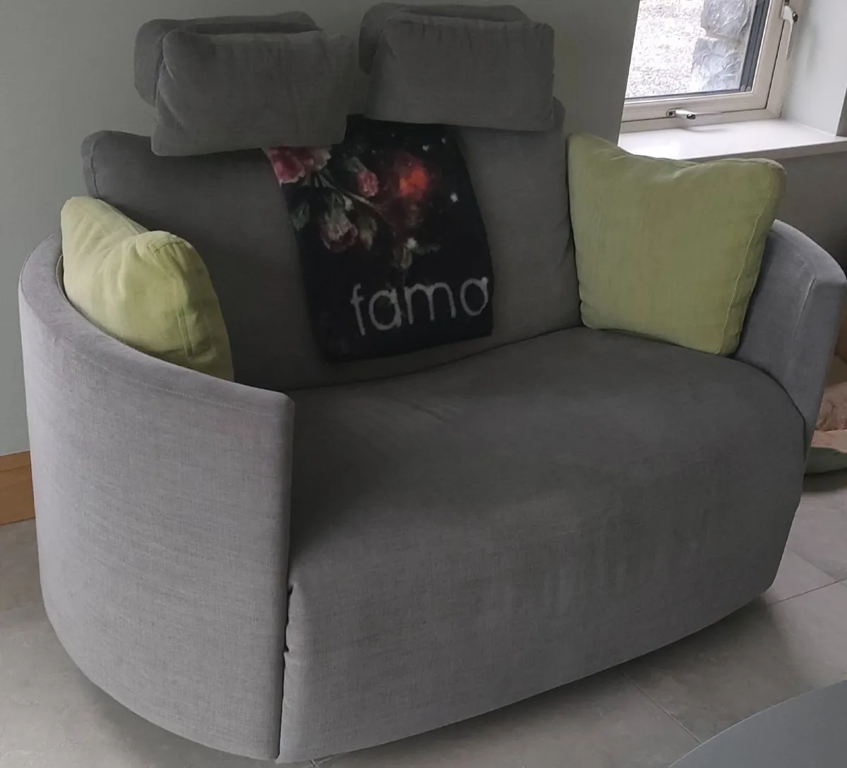 Fama Valentina Sofa & 2 Seater Recliner - Image 3