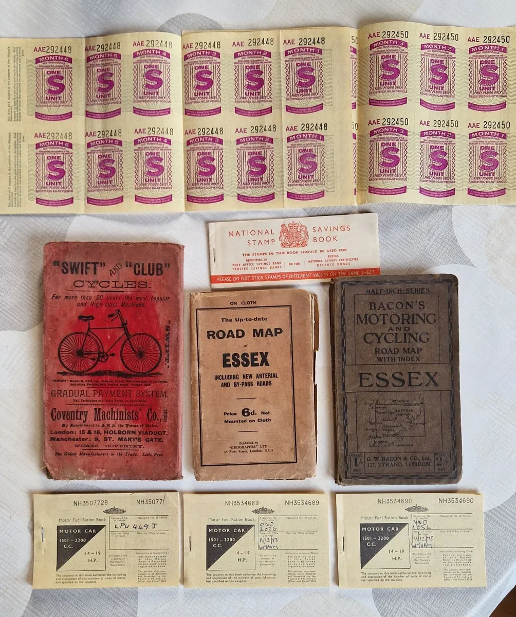 '70s Collector items ...map...stamp...cupons - Image 1