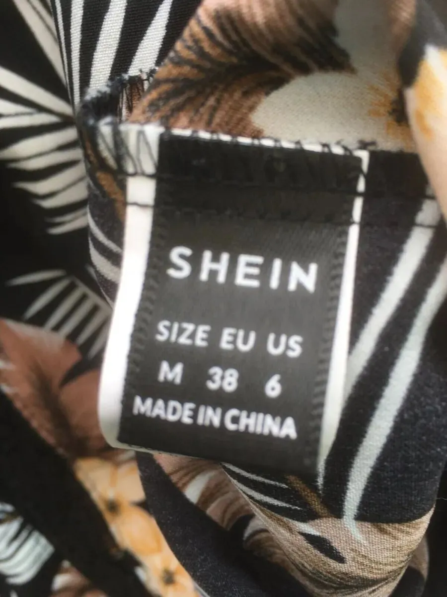 Brand New Ladies Top from Shein, Medium - Image 4