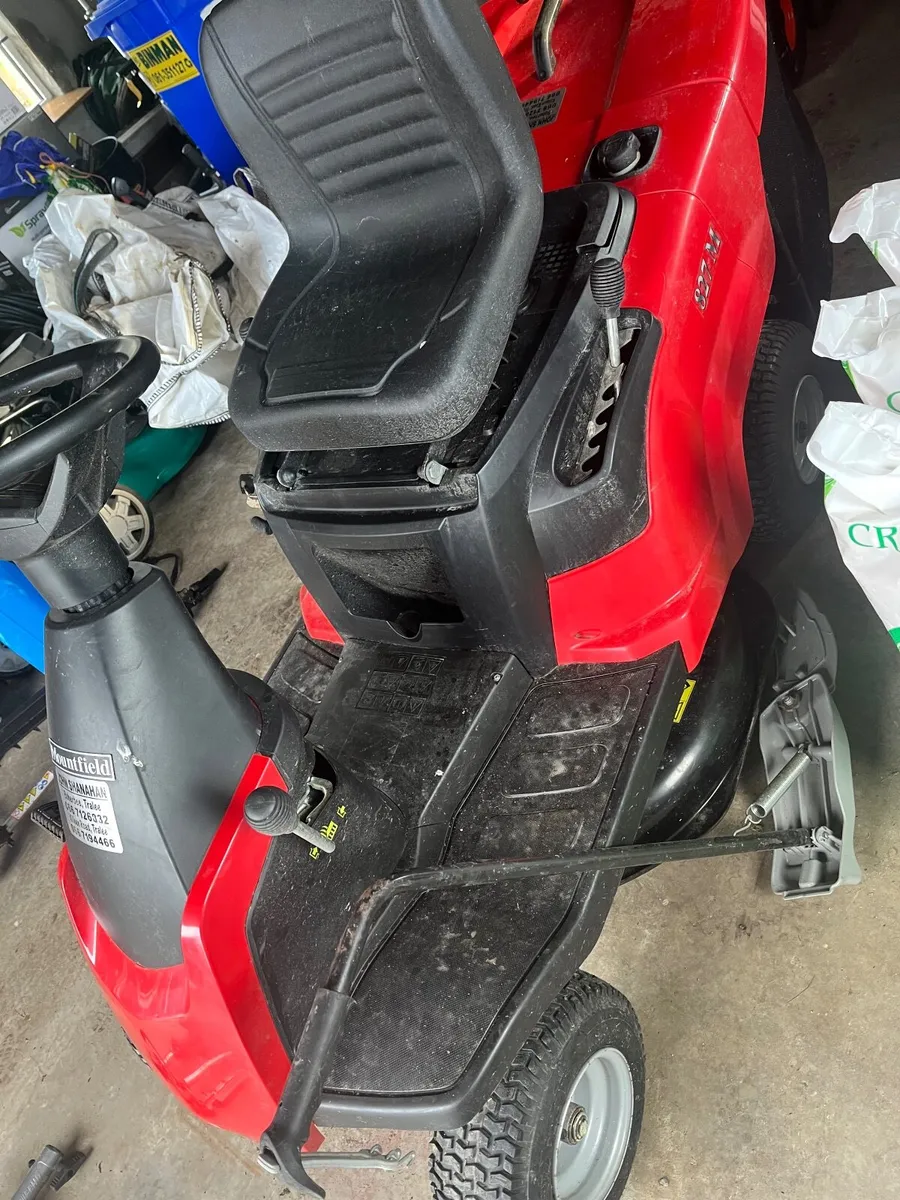 Ride on Lawn Mower - Image 2