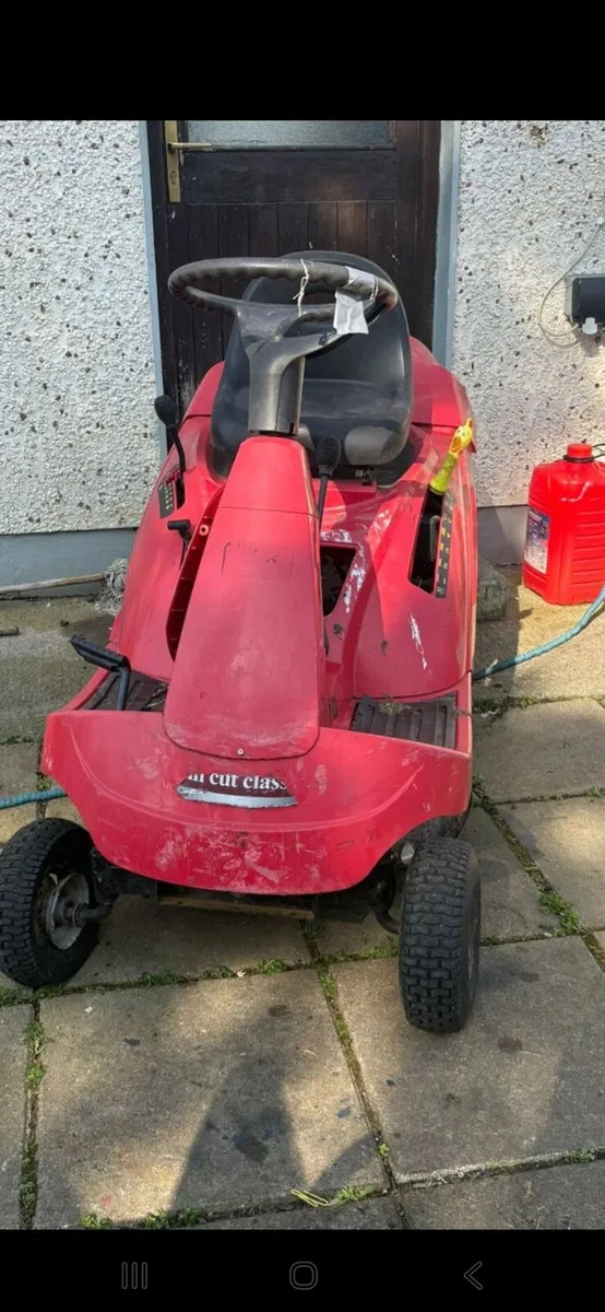 2 ride on lawnmowers - Image 3