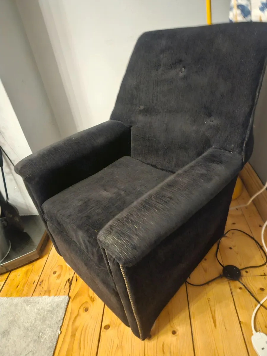 Black armchair - Image 4