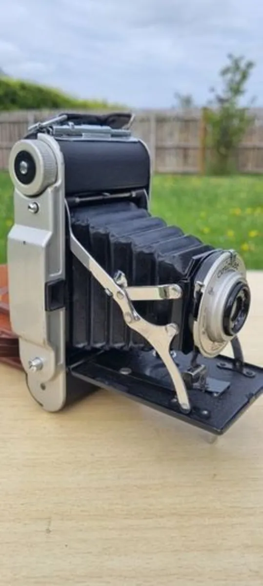 Coronet Rapide vintage 120 film folding camera - Image 2