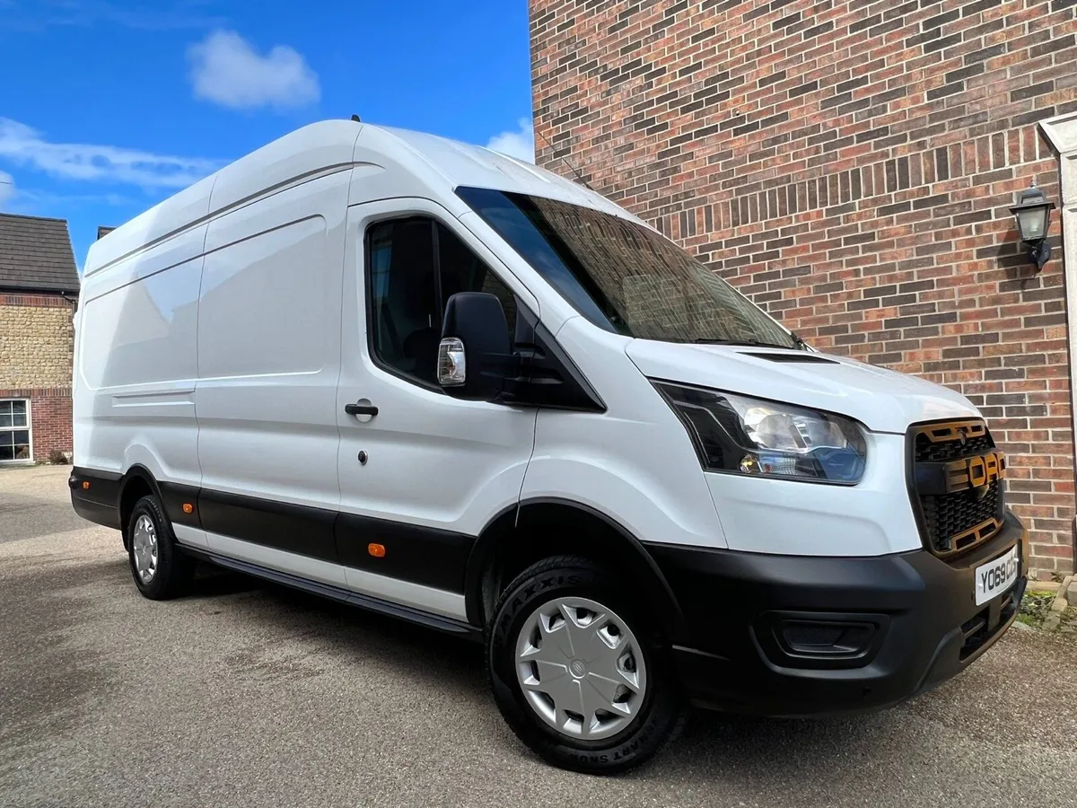 Ford Transit 350 Leader Ecoblue - Image 1