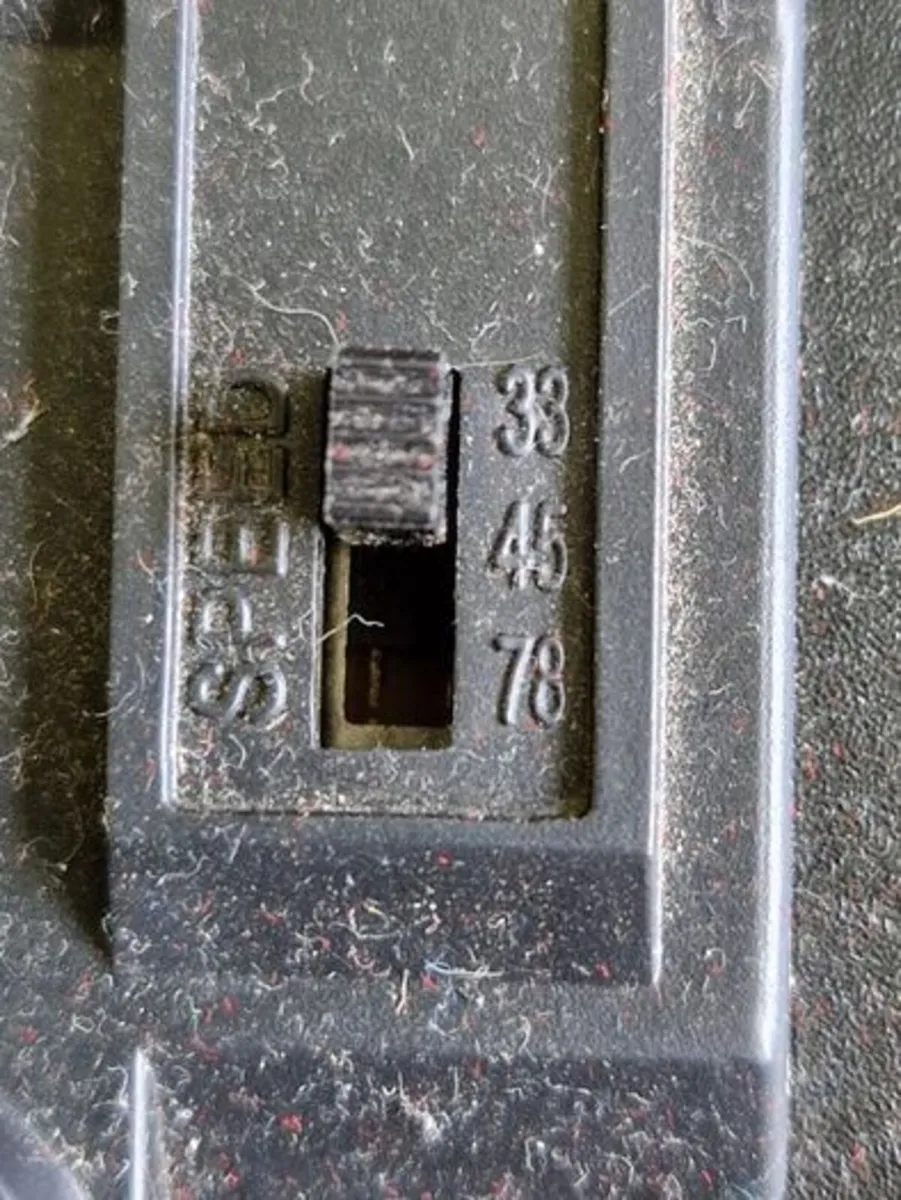 CROSLEY Turntable Record Player, Model CR8005A-BK - Image 3