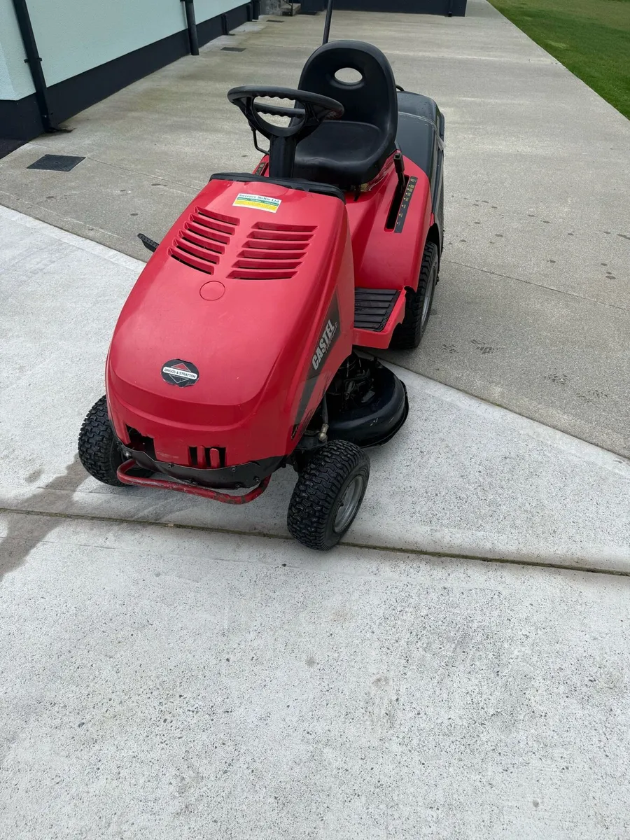Ride on lawnmower - Image 2