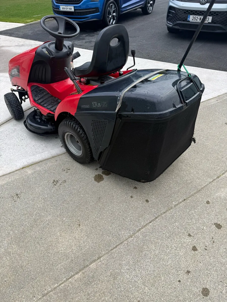 Ride on lawnmower - Image 4