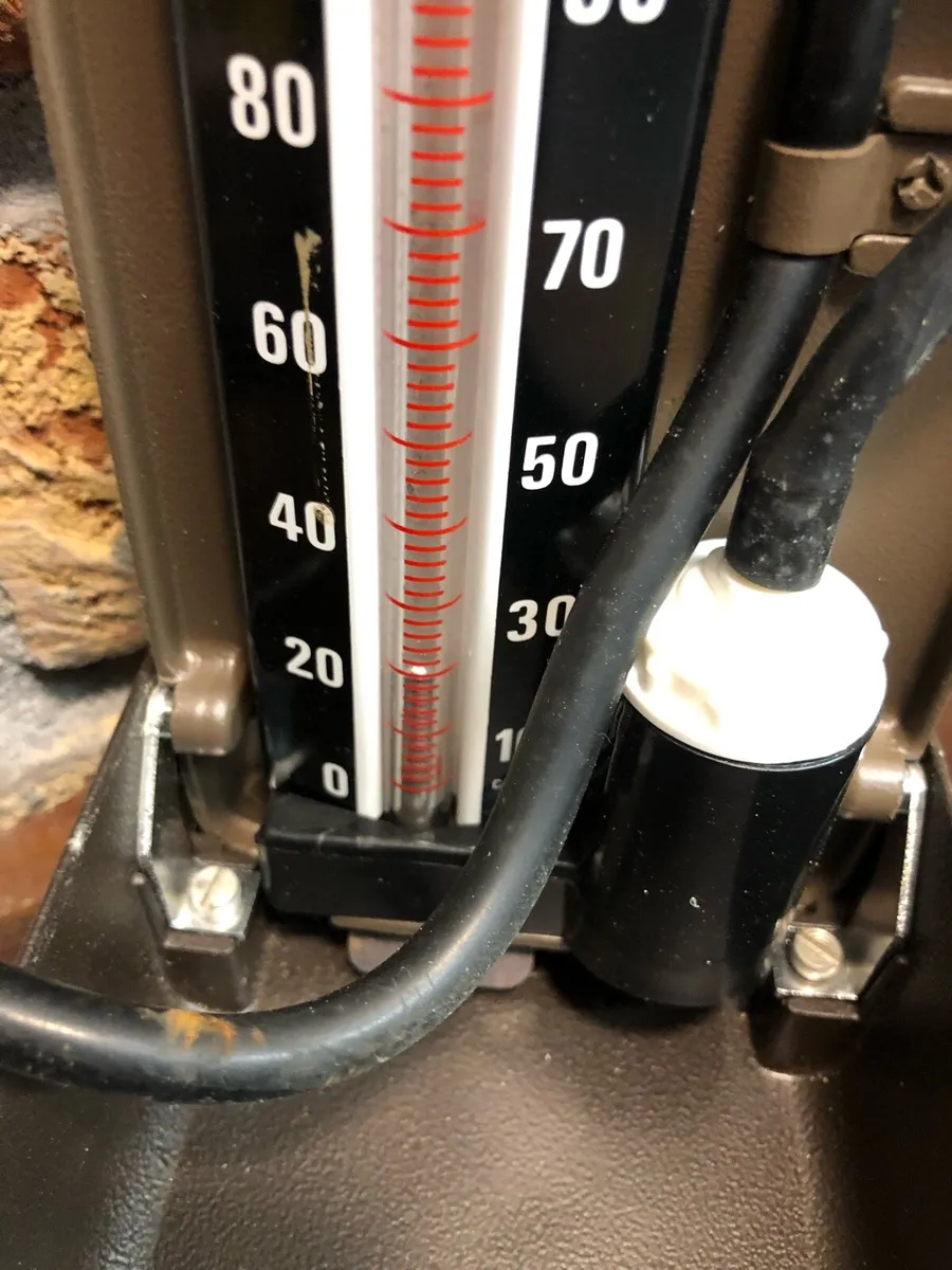 Vintage Blood pressure monitor - Image 4