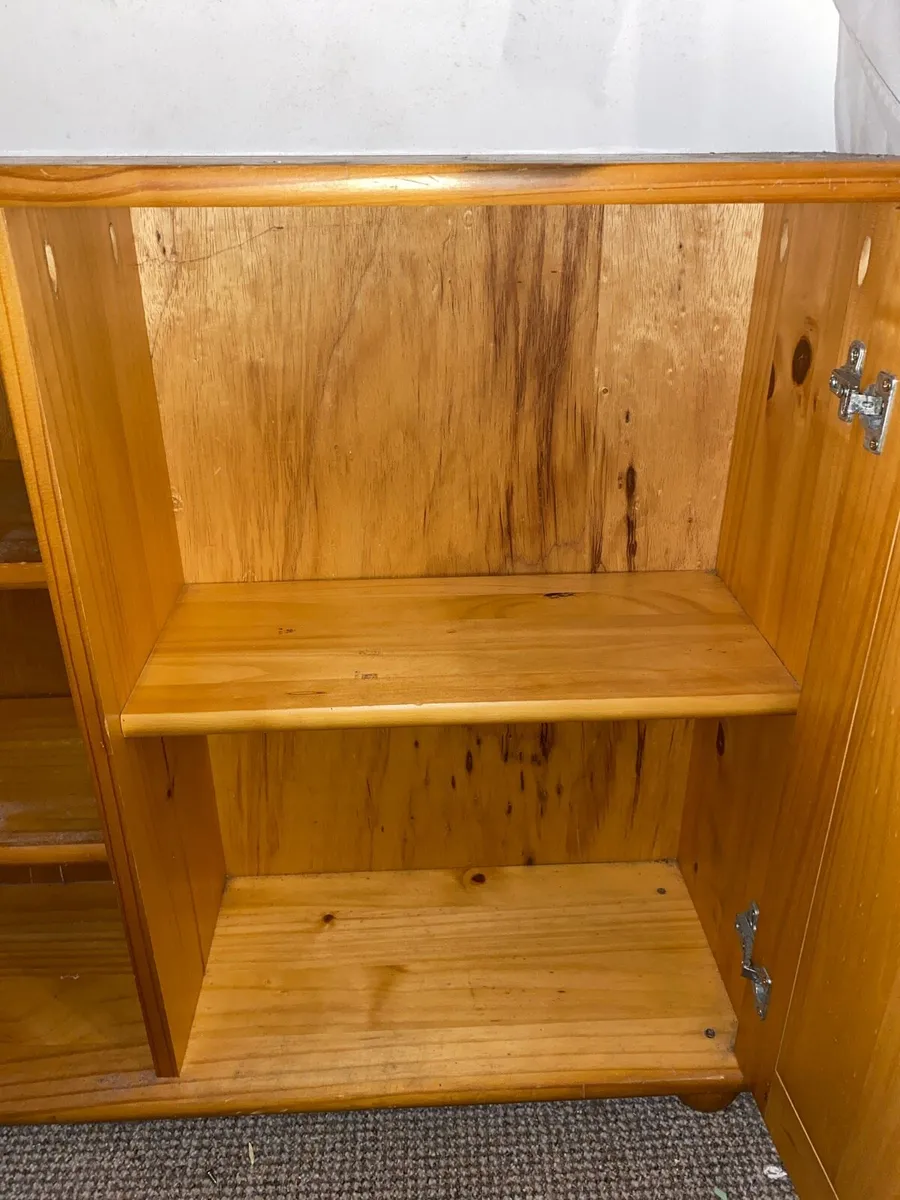 Free wood furniture - Image 3