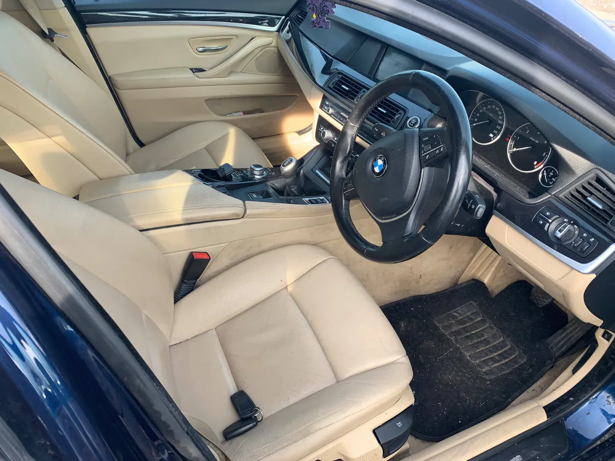 2012 BMW 520 DIESEL  NO DAMAGE - Image 4