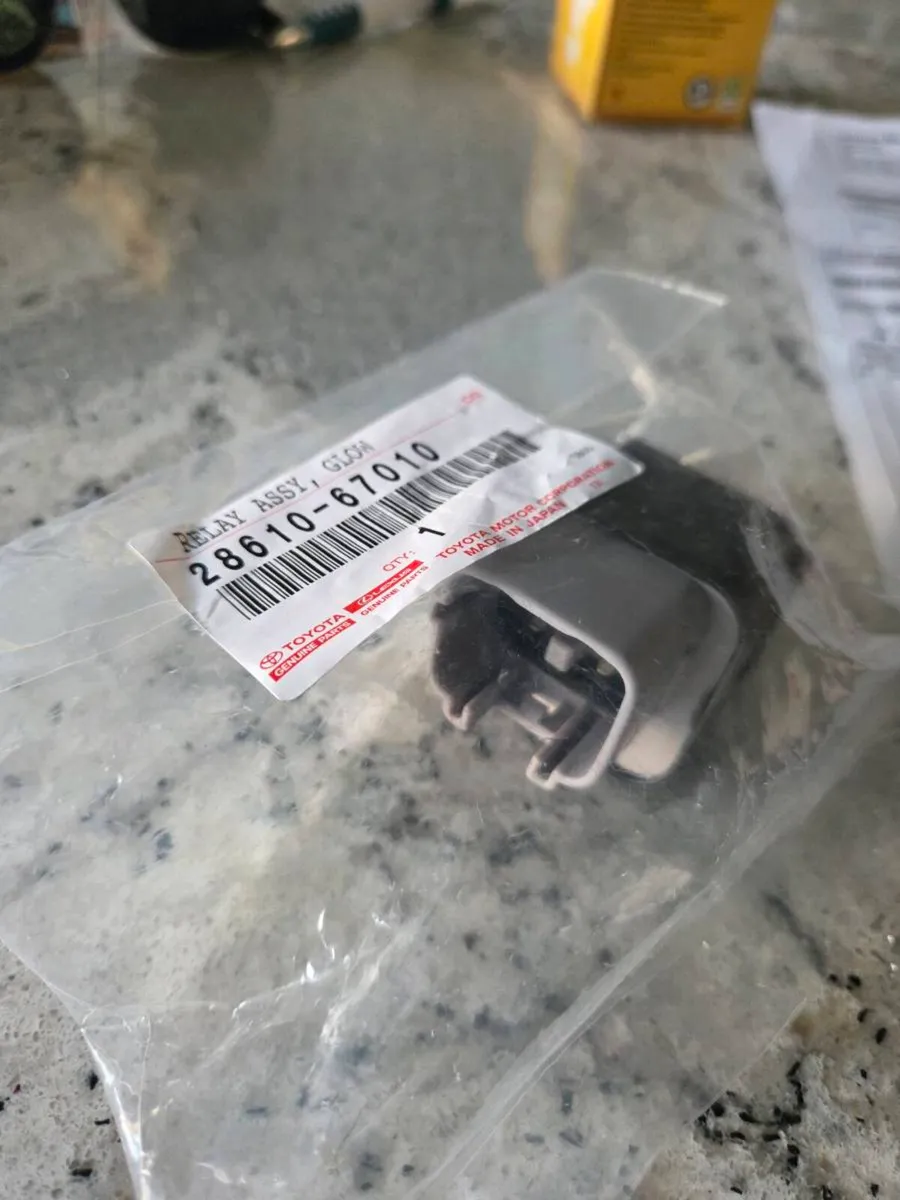 2016 Rav 4 Relay assembly for Glow plugs - Image 1