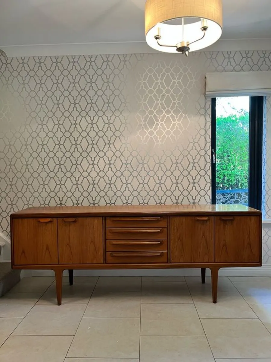 A Younger sideboard - Image 3