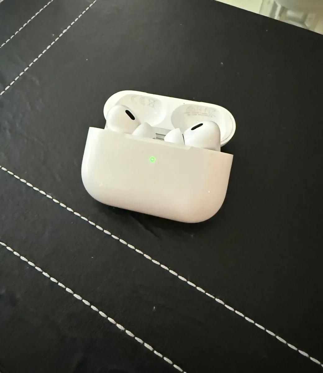 AirPods Pro - Image 1