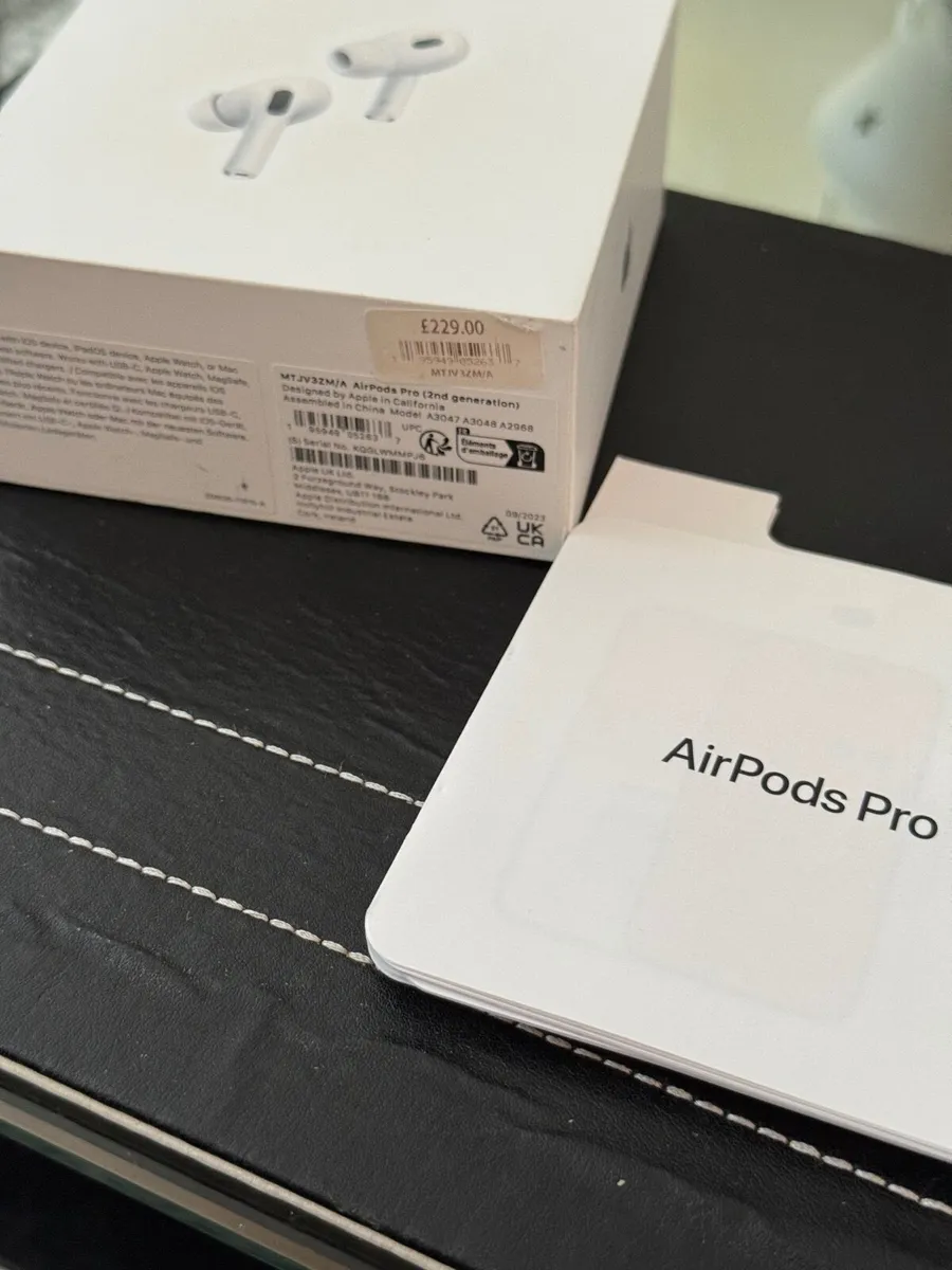 AirPods Pro - Image 4