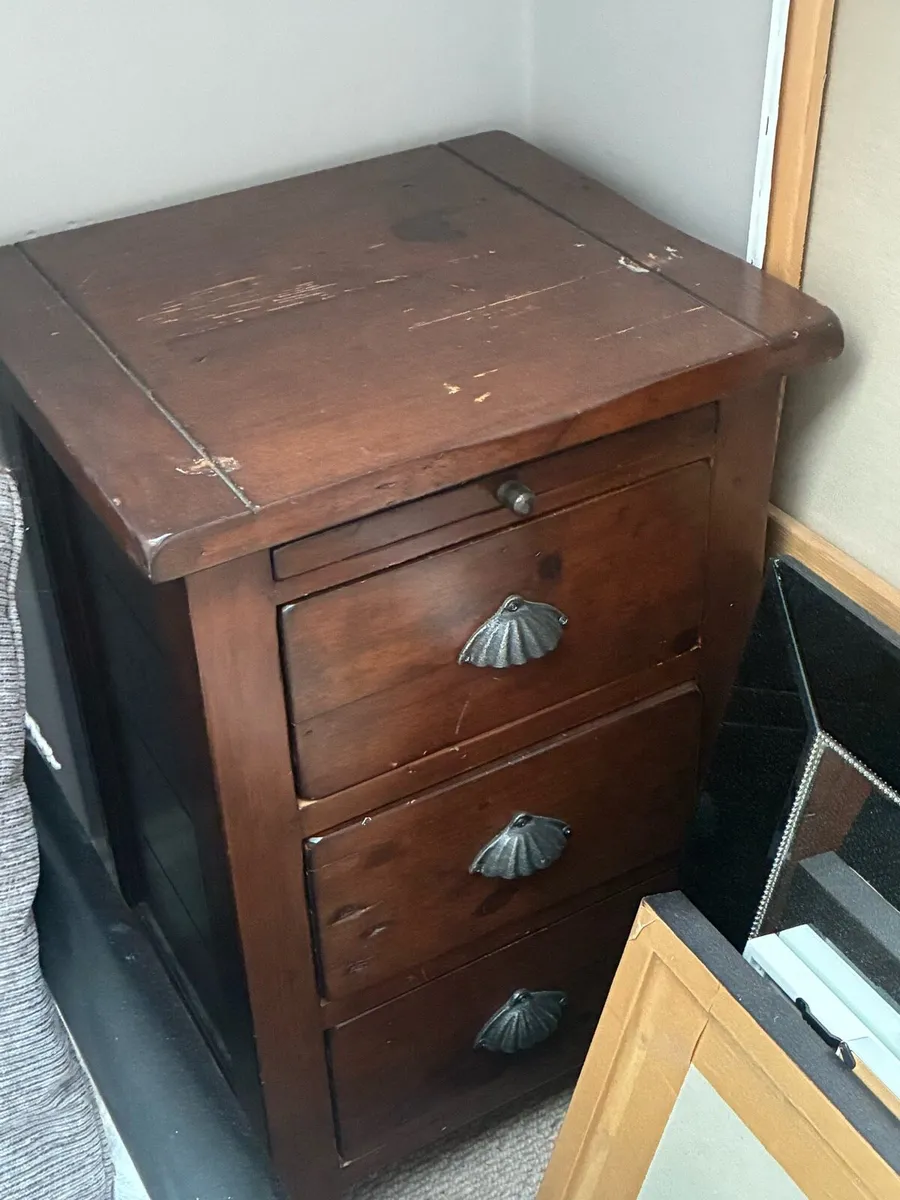 Furniture set - Image 2