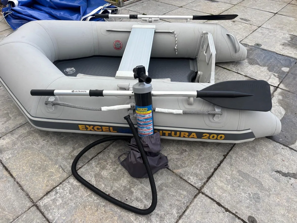 2m dinghy excel Ventura 200 - Image 1