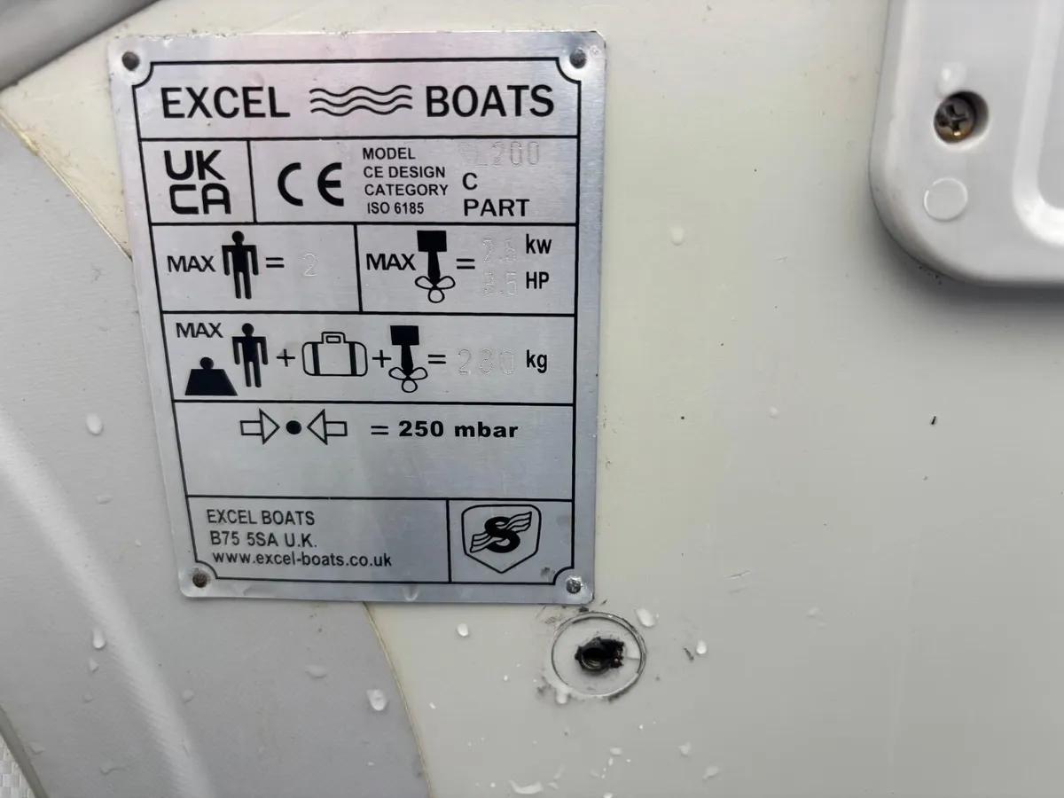 2m dinghy excel Ventura 200 - Image 3