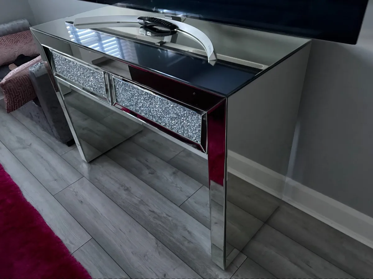 Console table - Image 3