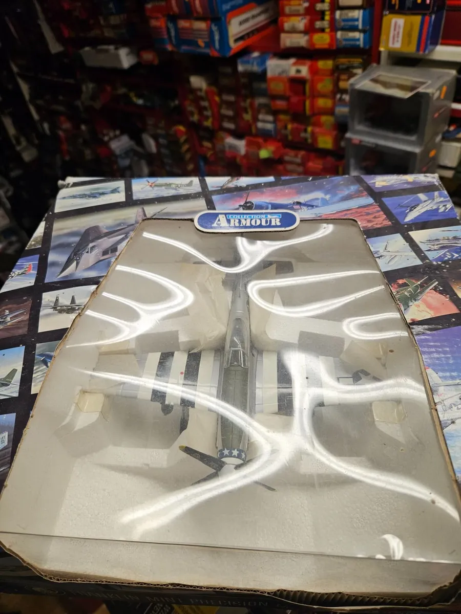 Corgi Franklin Mint American WW2 P51 Mustang 1.48 - Image 3