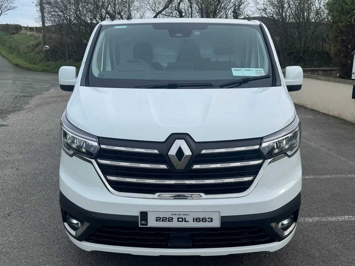 Renault Trafic Sport €19750 - Image 2