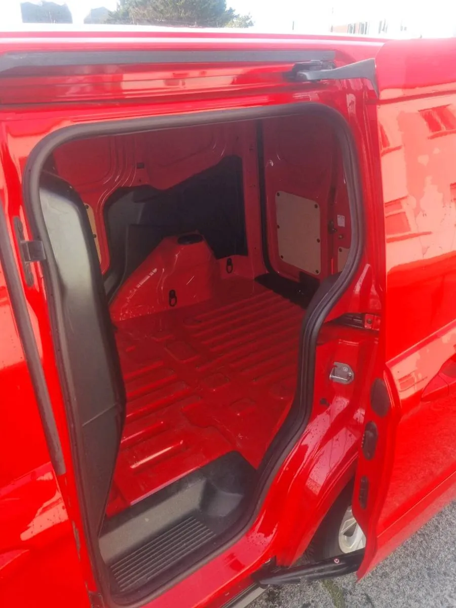 Ford courier - Image 3