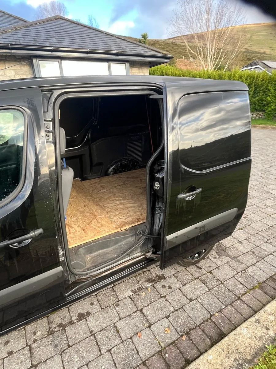 Peugeot Partner - Image 4