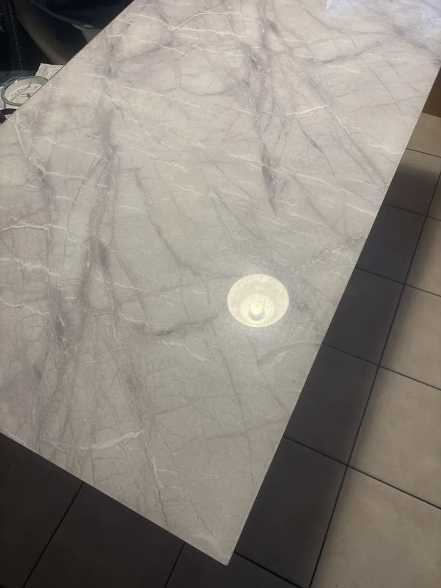 kitchen table and chairs - Image 2