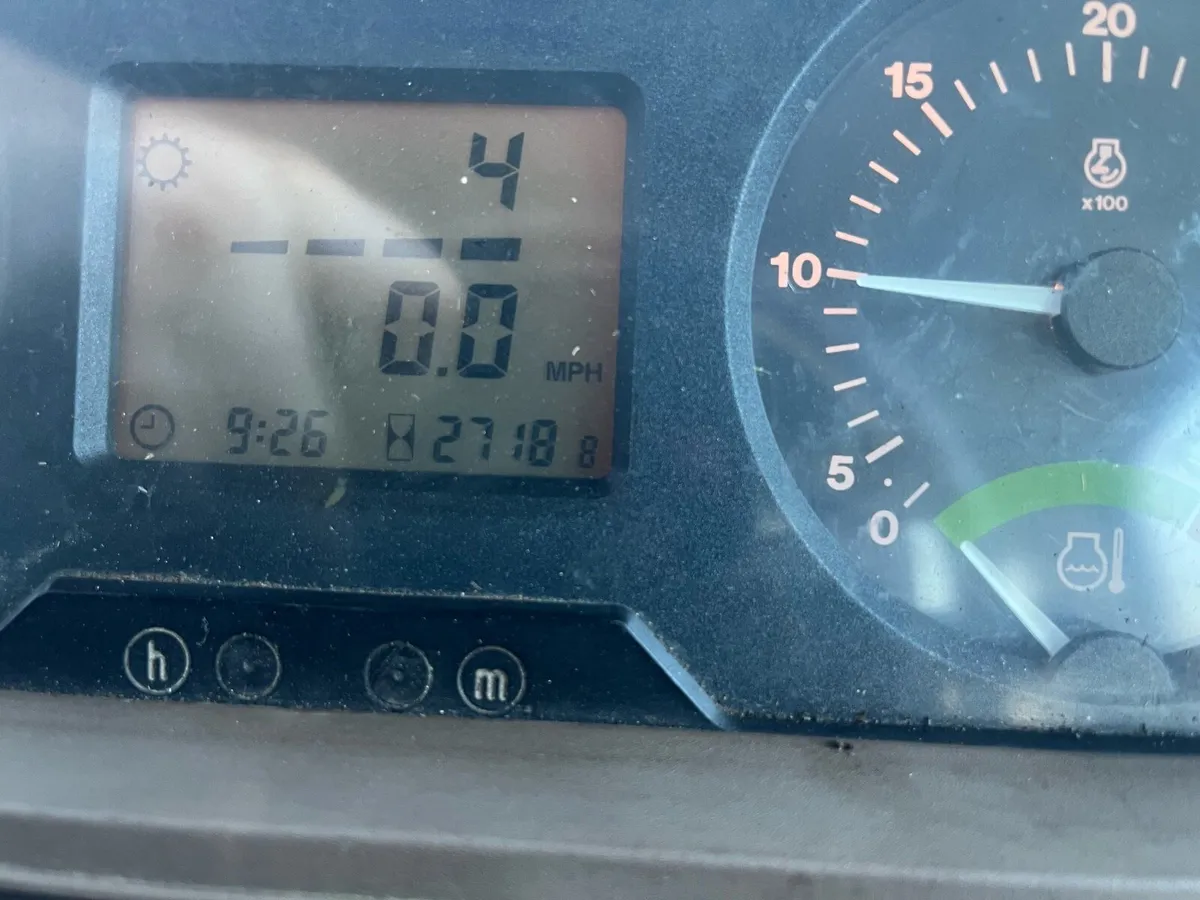 John Deere 6920 - Image 2