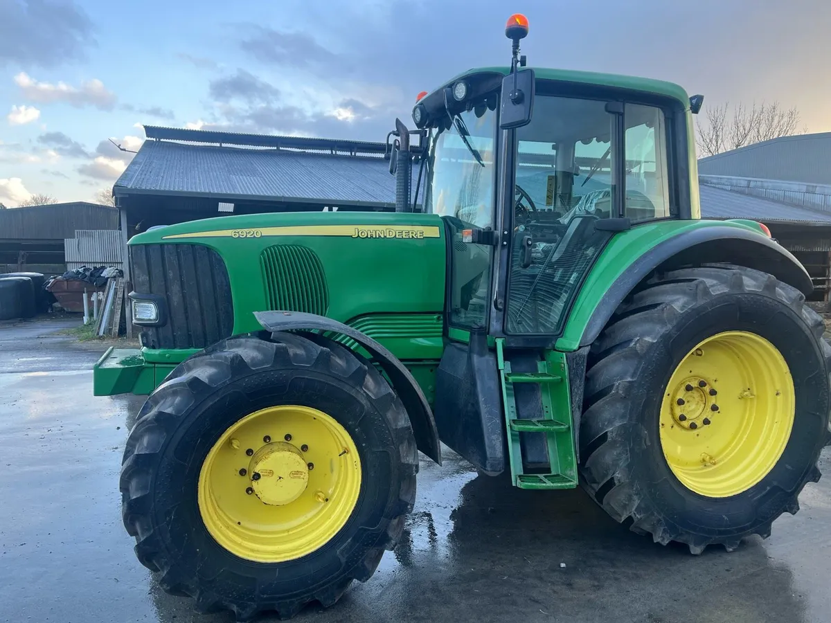 John Deere 6920 - Image 1