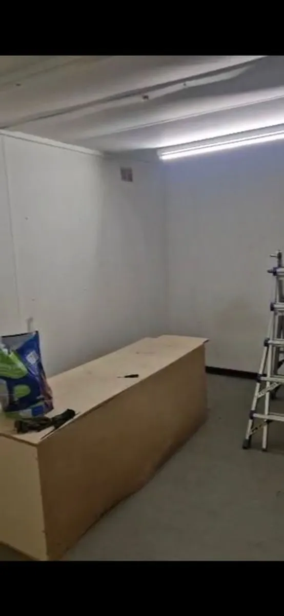 anti theft site/garden office - Image 3