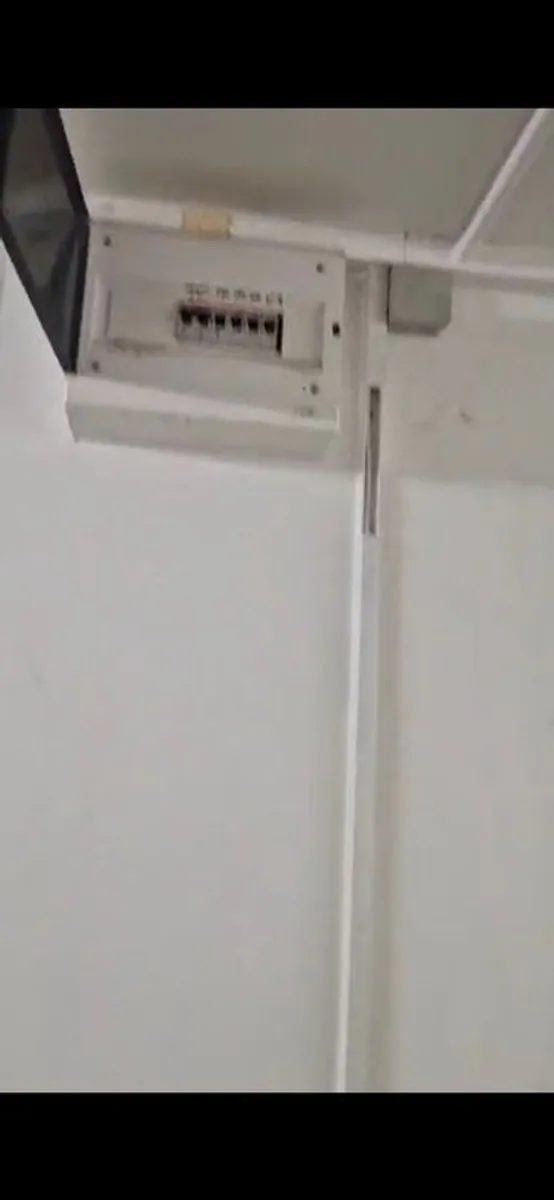 anti theft site/garden office - Image 4