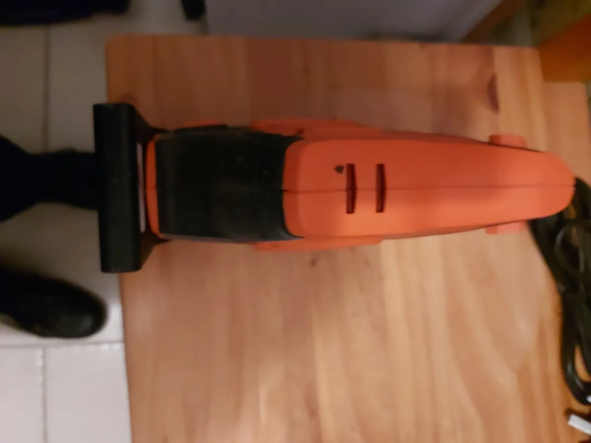 Black & Decker RS890K-GB Scorpion Powered Hand Saw - Image 2