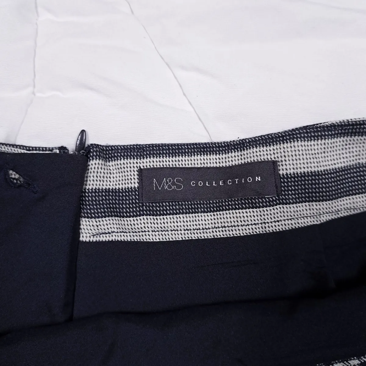 M&S Navy Red Asymmetric Plaid Midi Skirt 14UK/42EU - Image 3