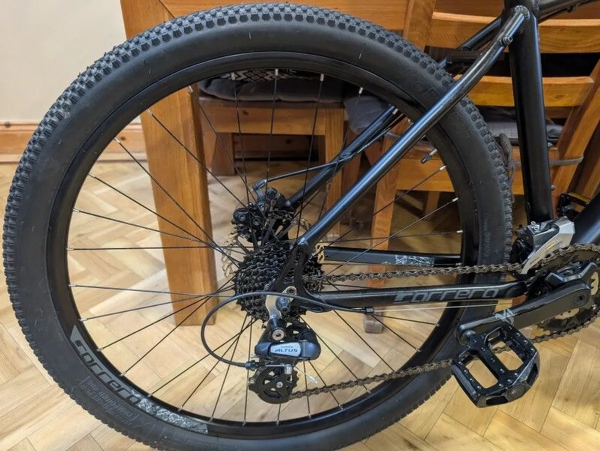 Mountain Bike, Carrera, MTB, Vengeance. - Image 2