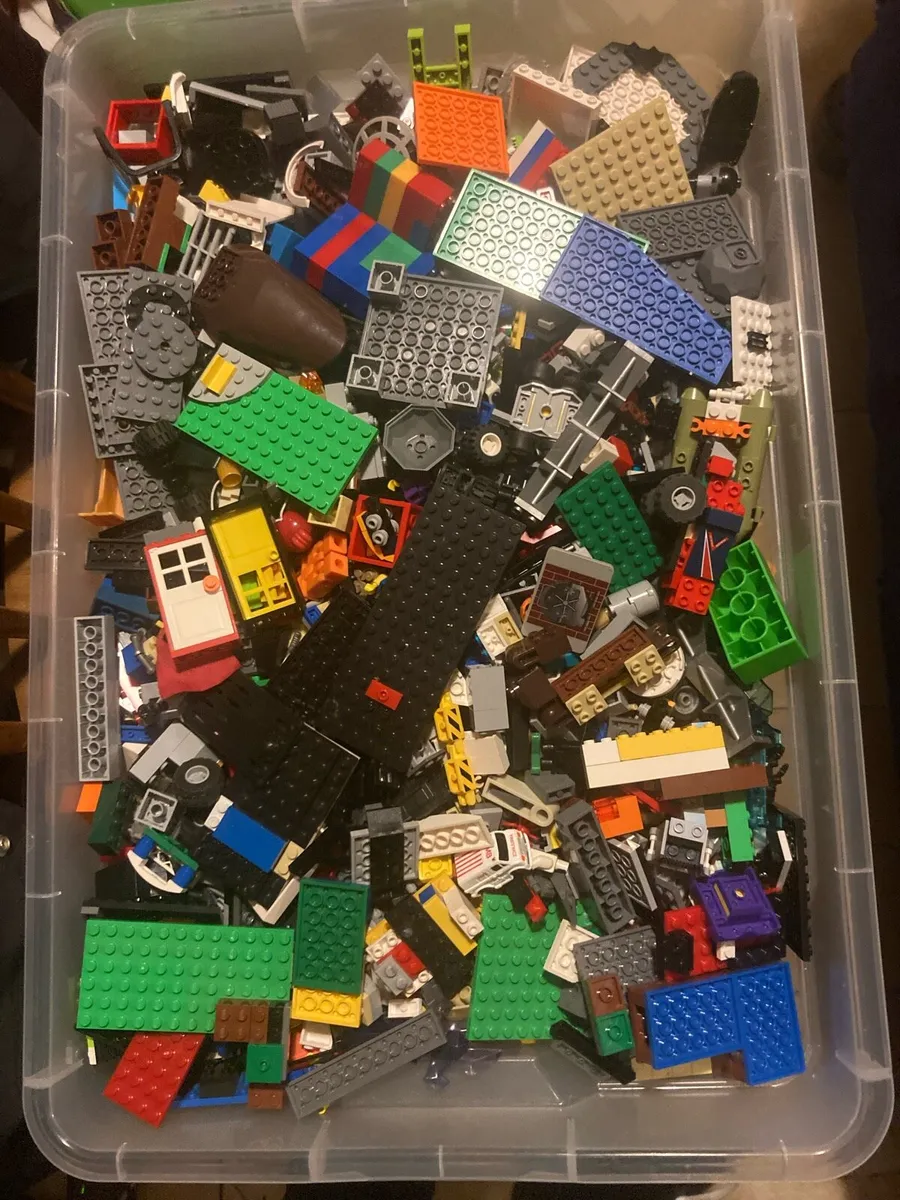 Large box of Lego - Image 1