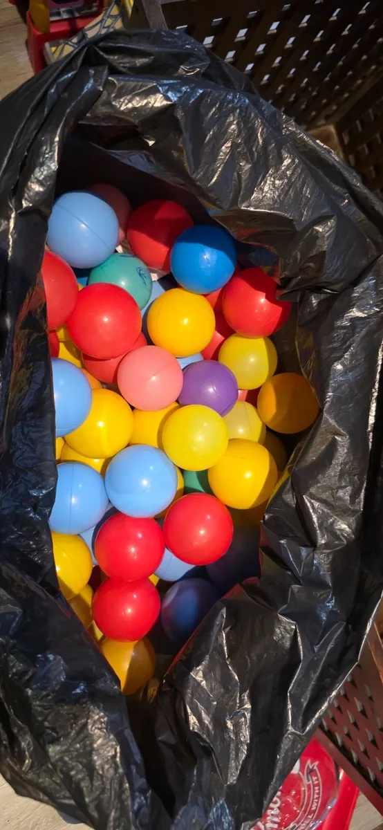 Soft Pit Balls for Children - Image 1