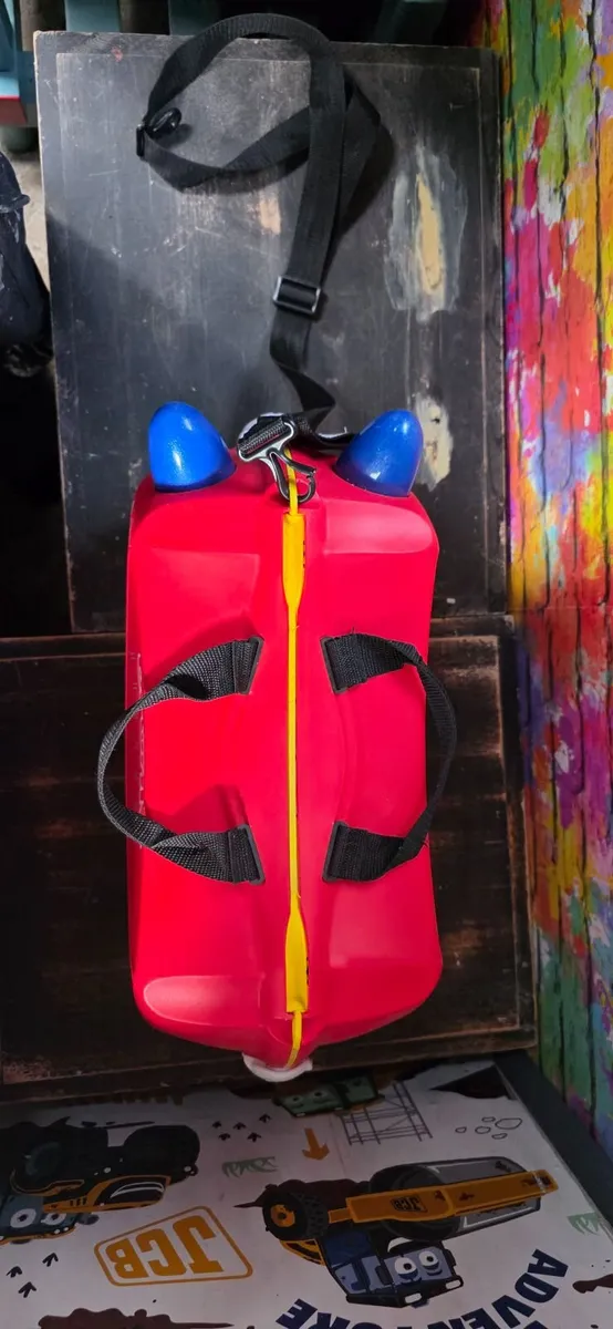 Trunki Children's suitcase - Frank the Fire Truck - Image 2