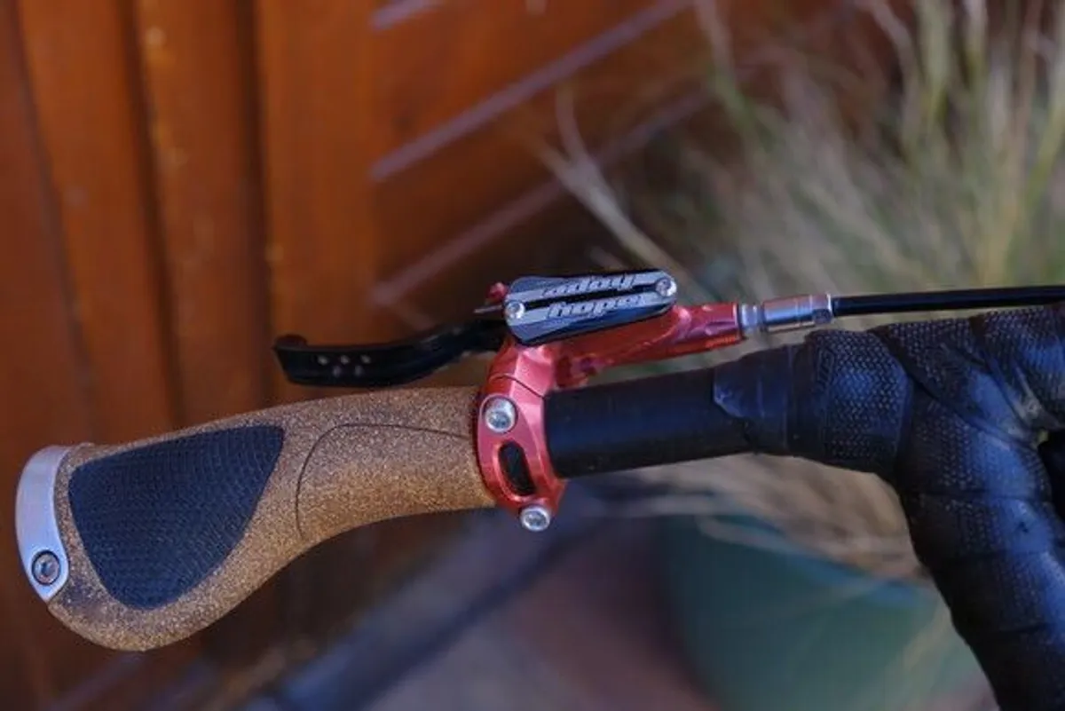 Jones Plus Lwb - Image 2