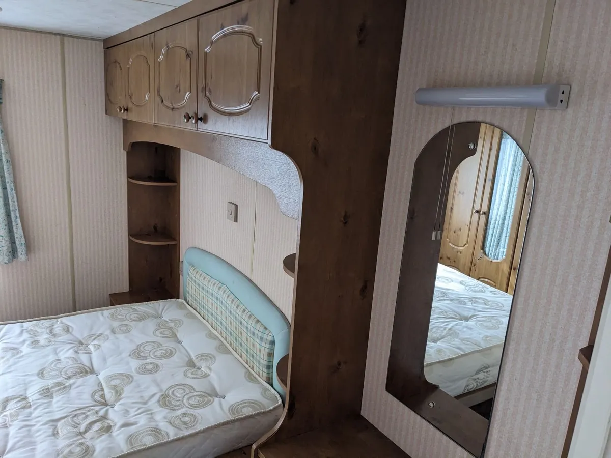 Mobile Home - Image 4