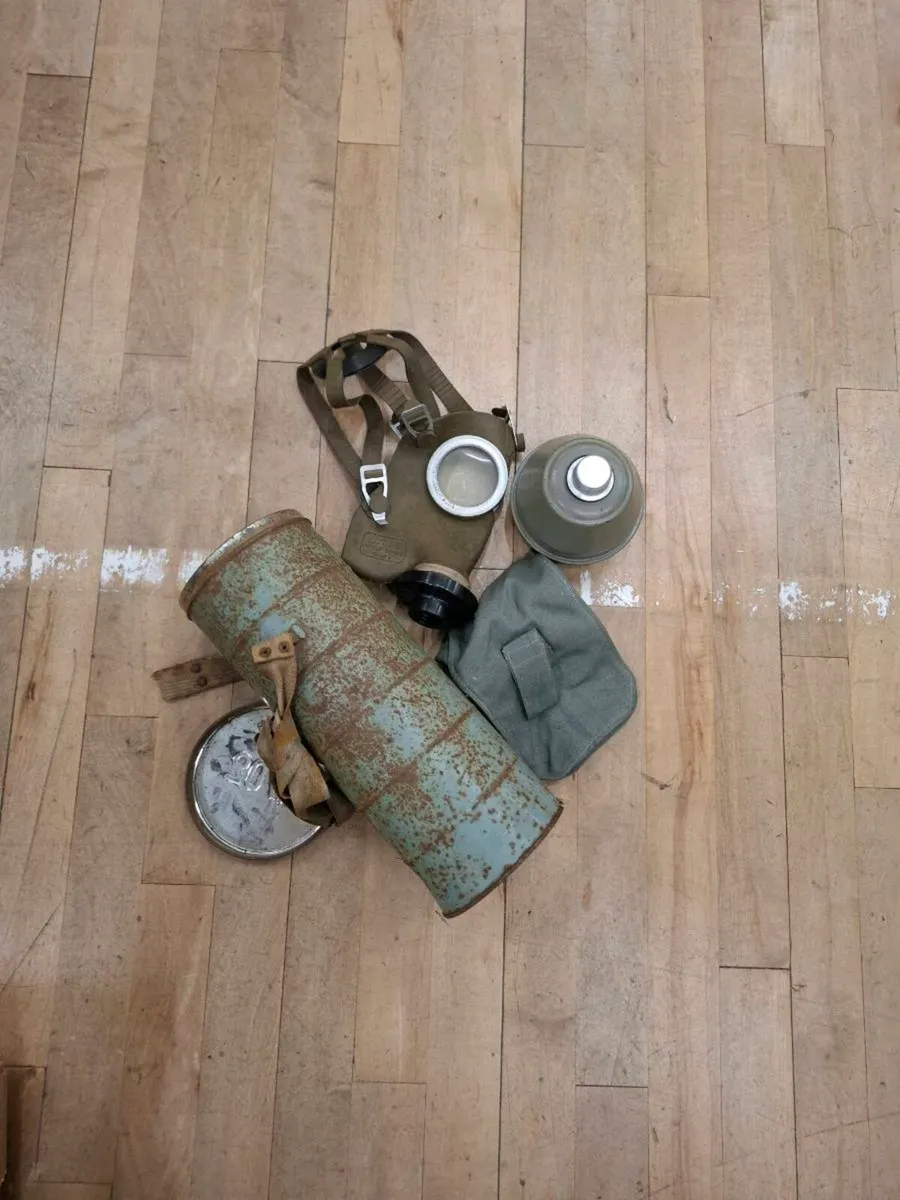 Belgian gaz mask postage possible