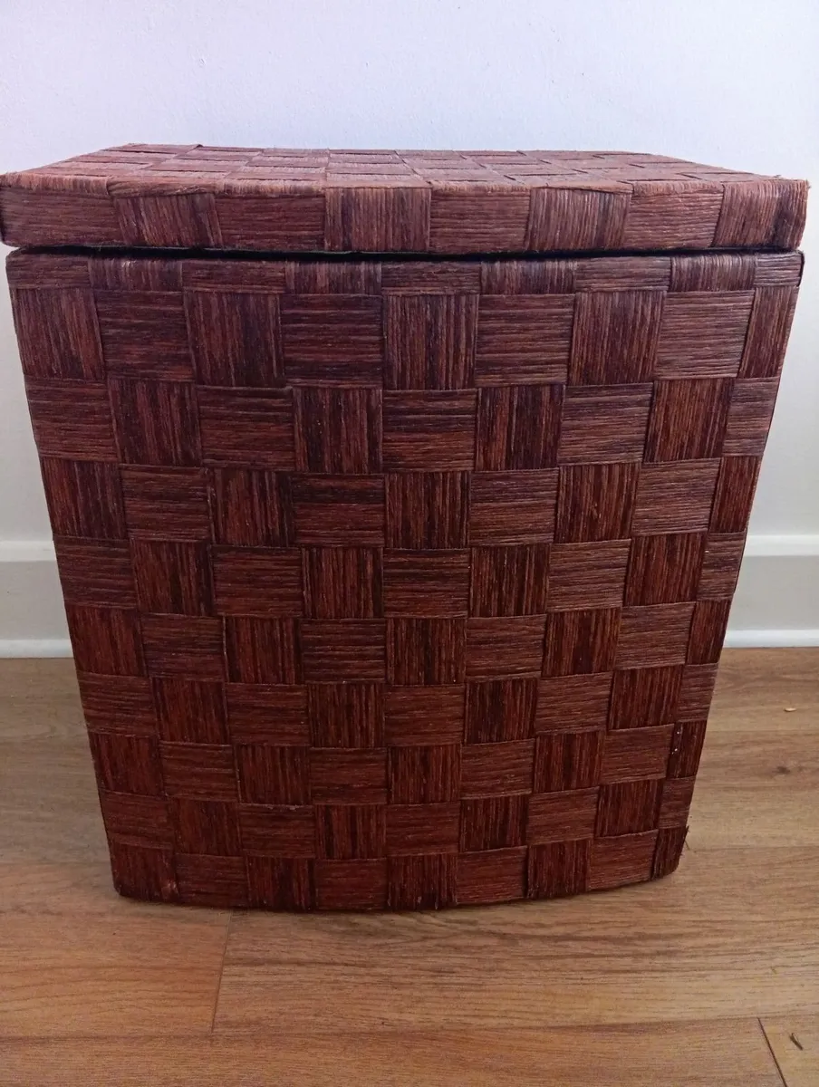 Quality Waven Laundry Hamper Basket - Image 3