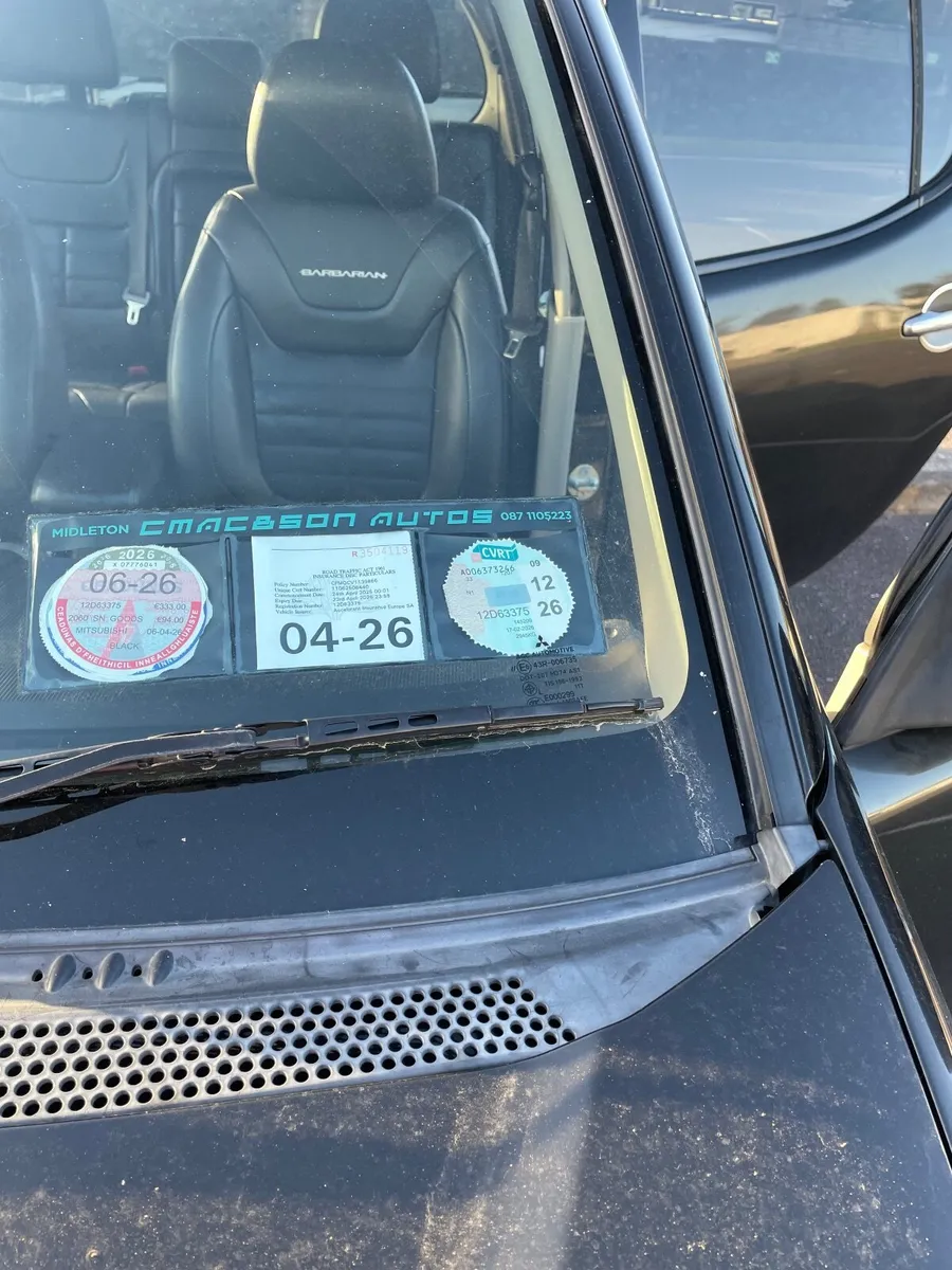 Mitsubishi L200 2012 - Image 1