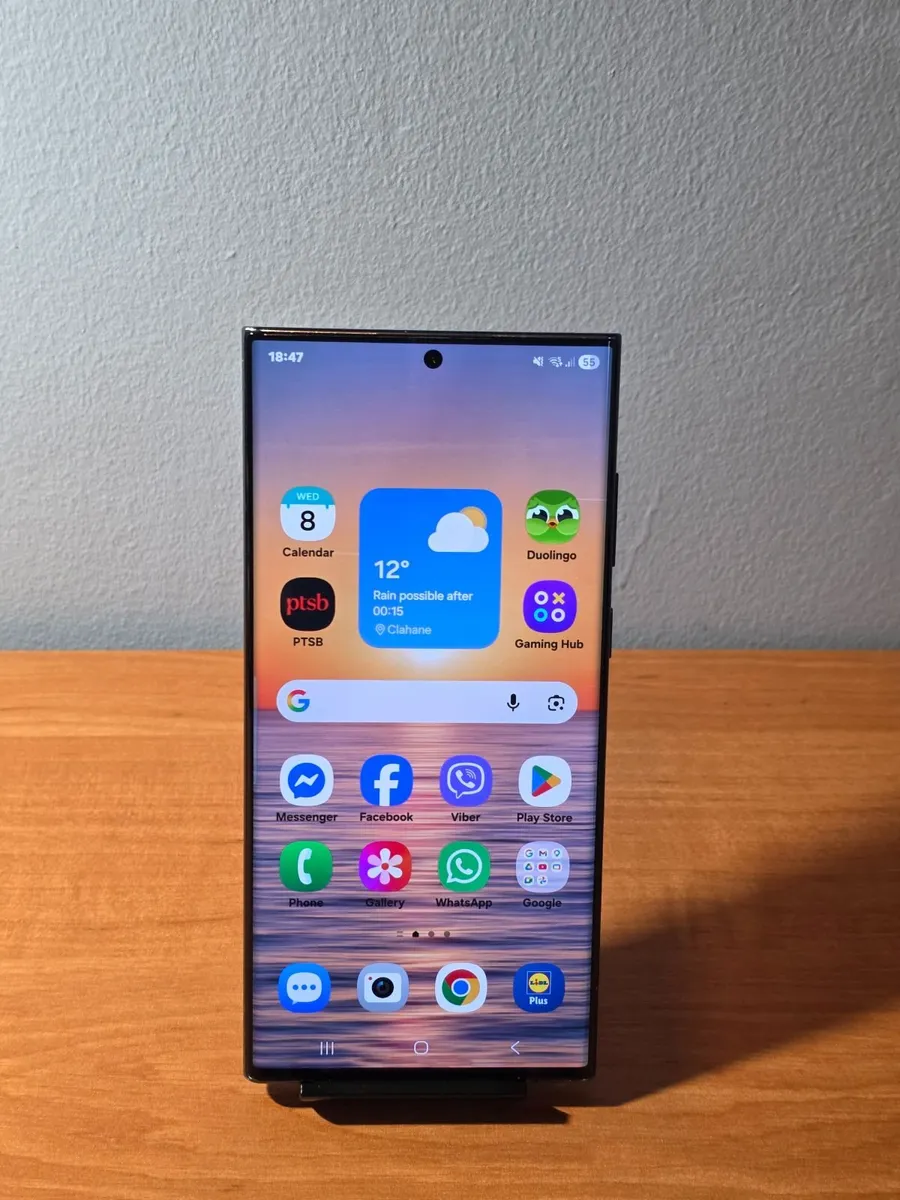 Samsung Galaxy S22 Ultra 5 G256GB- Like New-Black - Image 1