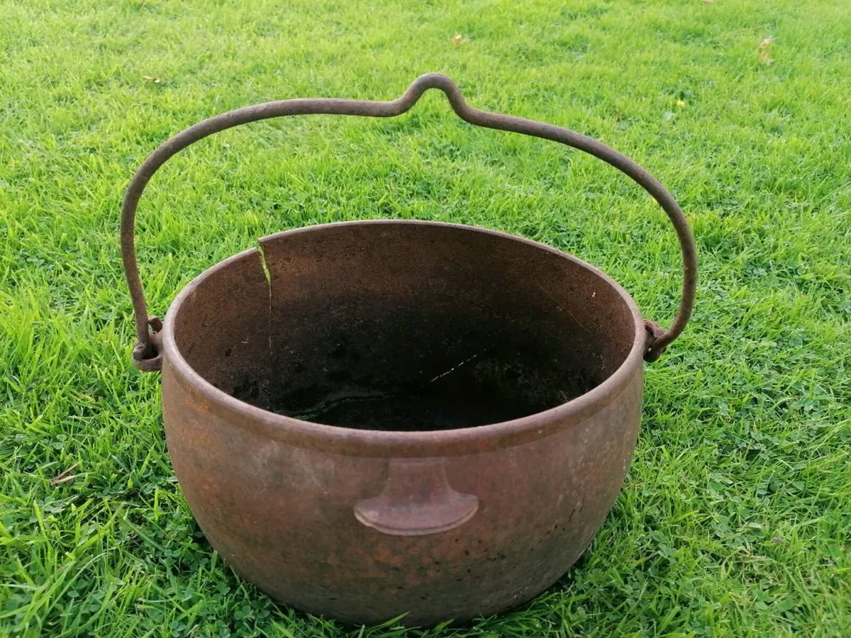 Vintage Cast Iron Pot - Image 1