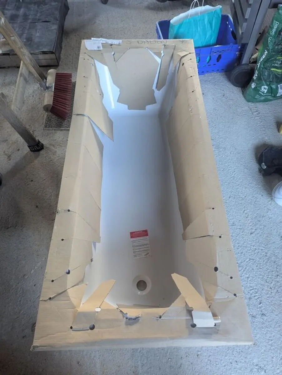 Shaftsbury Bath - Image 1