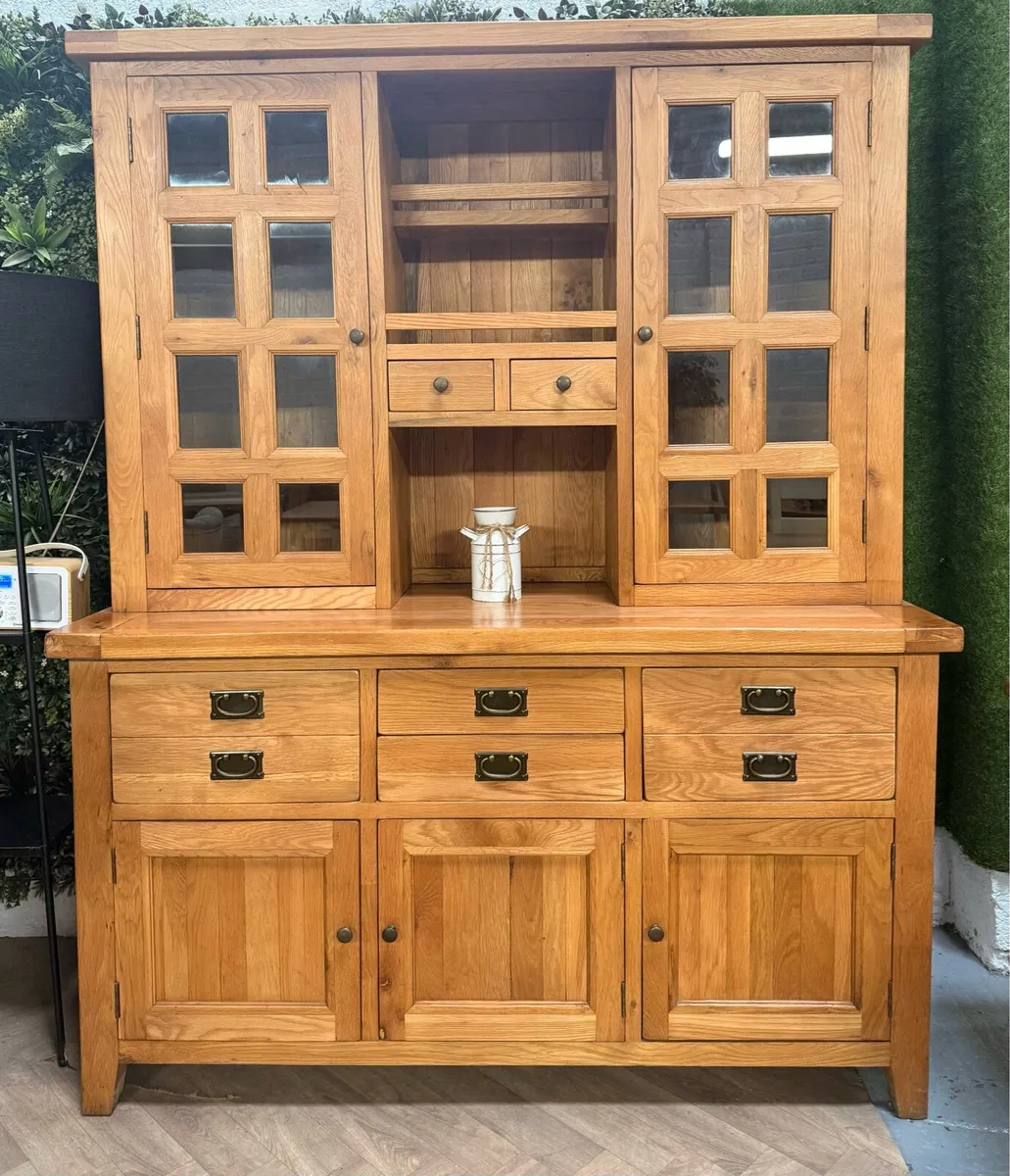 Large solid oak dresser - Image 1