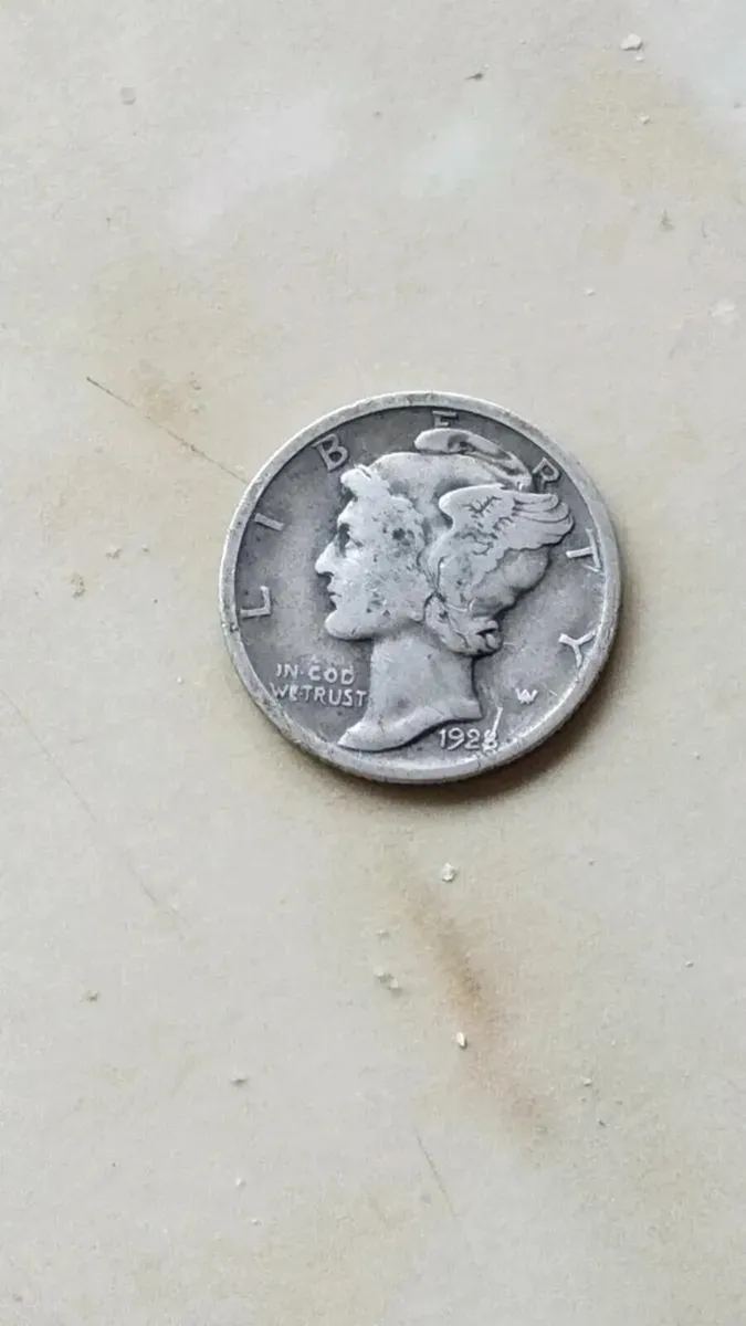 1928 silver Liberty Dime - Image 2