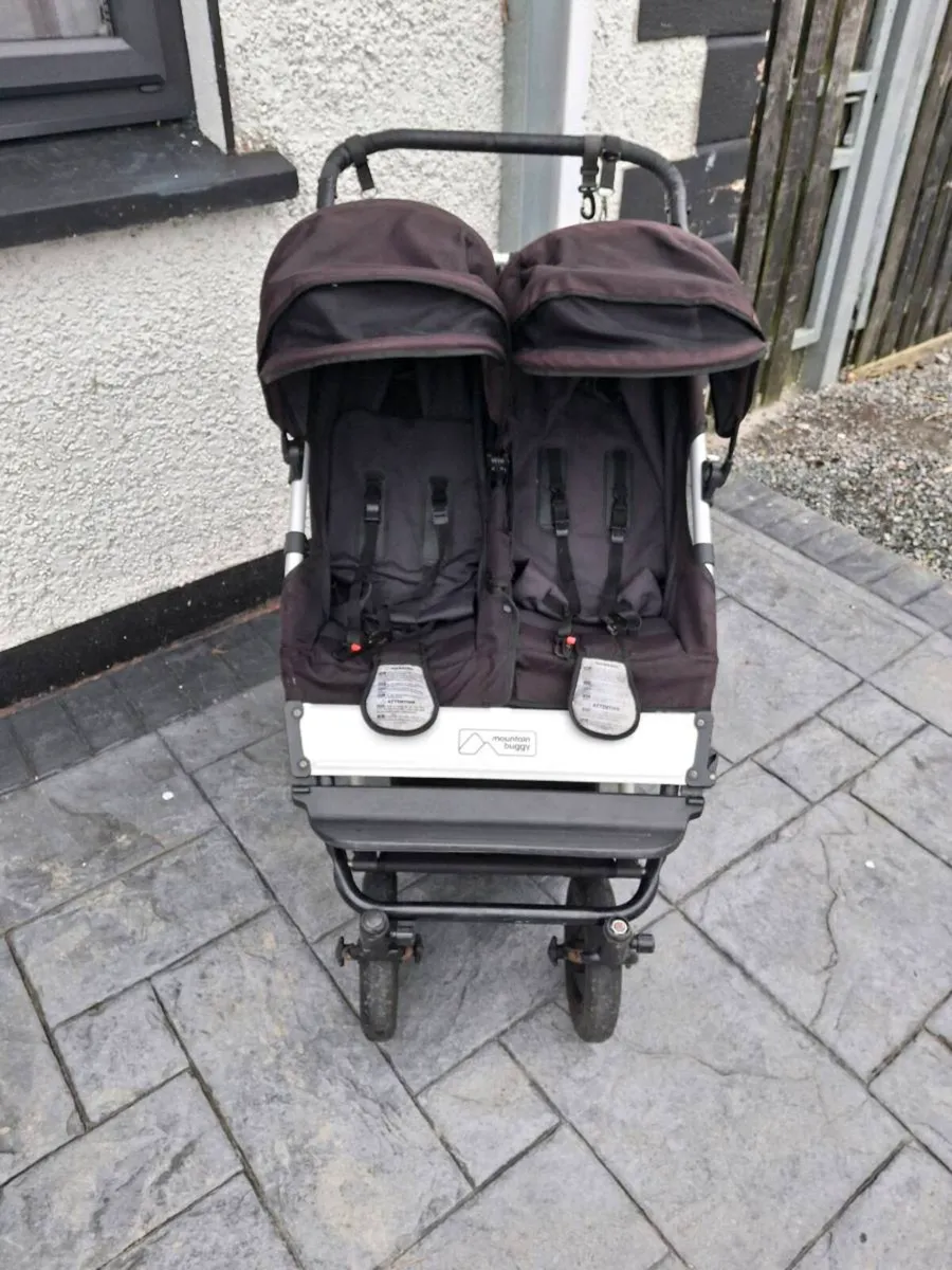 Mountain Buggy Duet - Image 1