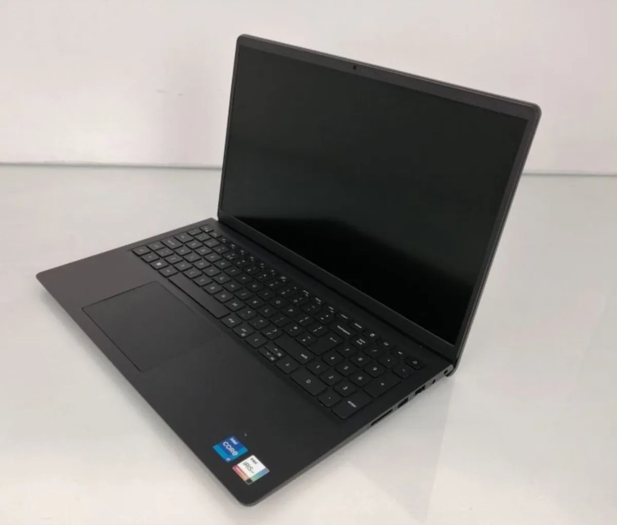 Dell Vostro 3520 15.6" Laptop i7-1255U 16GB 256GB - Image 3
