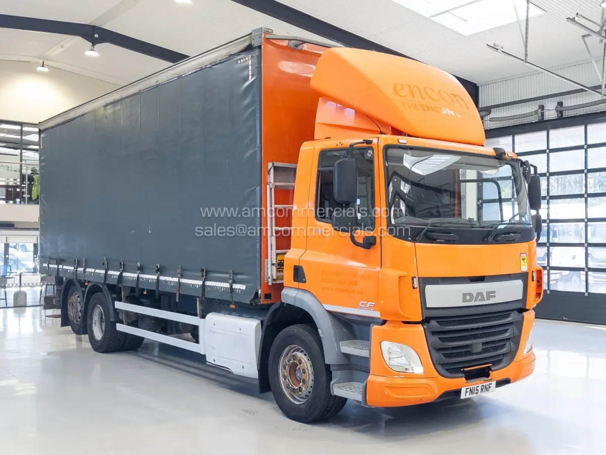 2015 DAF CF 330 CURTAINSIDER - Image 1